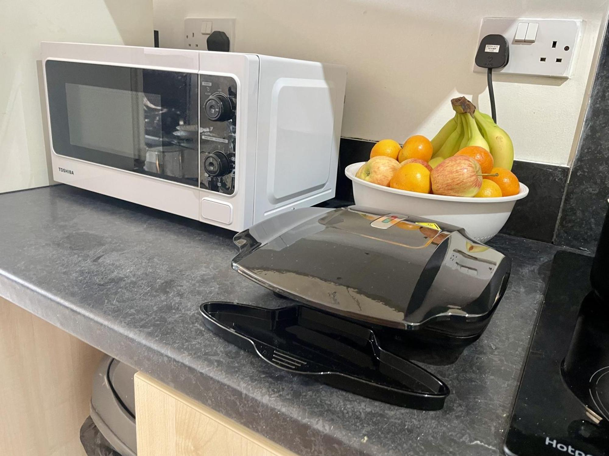 Hk Life Serviced Apartment , City Centre Swindon Luaran gambar