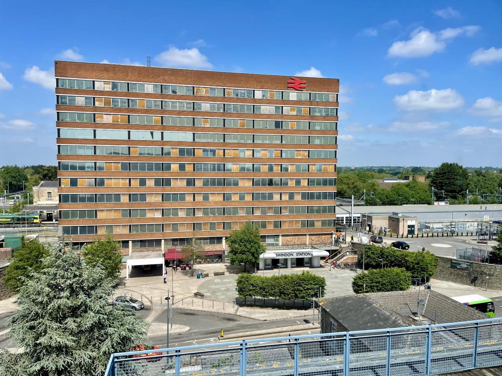 Hk Life Serviced Apartment , City Centre Swindon Luaran gambar